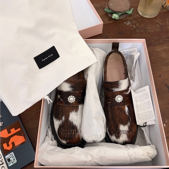 SIMONE ROCHA Heart Toe Loafers with Pearls - Picture 9 of 10